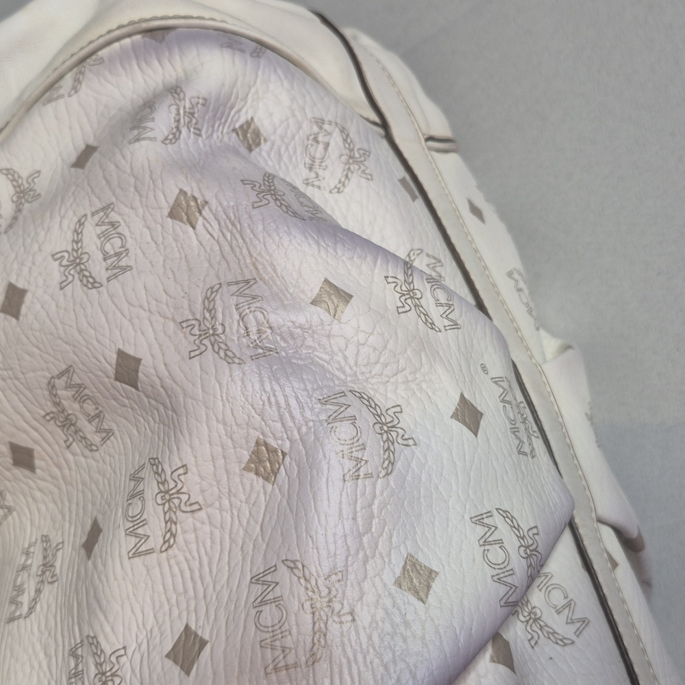 MCM White Shoulder Bag with Logo Pattern - Picture 16 of 17